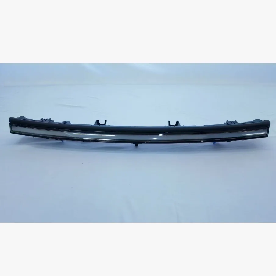 Tesla Model Y 2025 DRL / signal lamp — supplier main photo 2