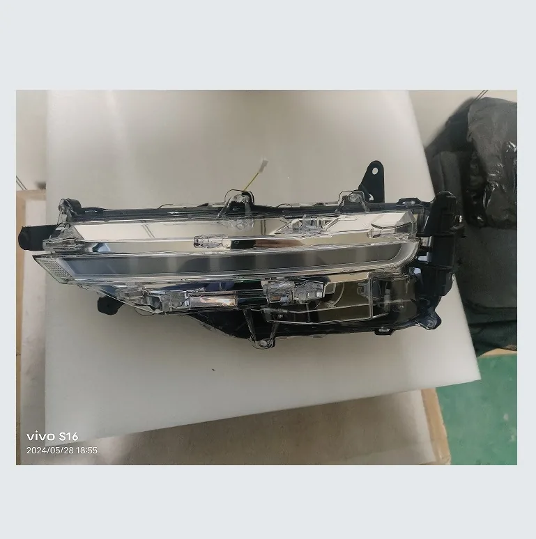 Toyota Fortuner 2020 DRL / signal lamp — supplier main photo 2