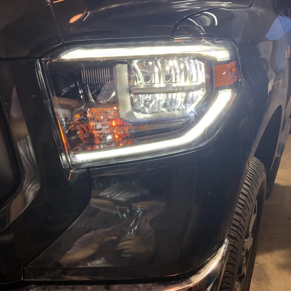 Toyota Tundra 2014 Headlamp — supplier main photo 2